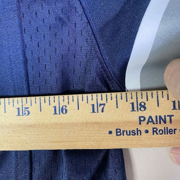 Nike NFL Dallas Cowboys Cole Beasley Football Home Jersey #11 Youth Size Medium - Picture 12 of 15